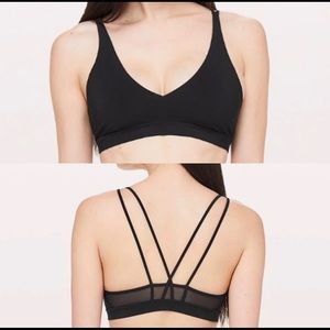 Lululemon Freely Flexed Black Strappy Sports Bra 6